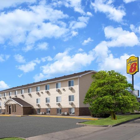 Super 8 By Wyndham Clinton Ξενοδοχείο Εξωτερικό φωτογραφία